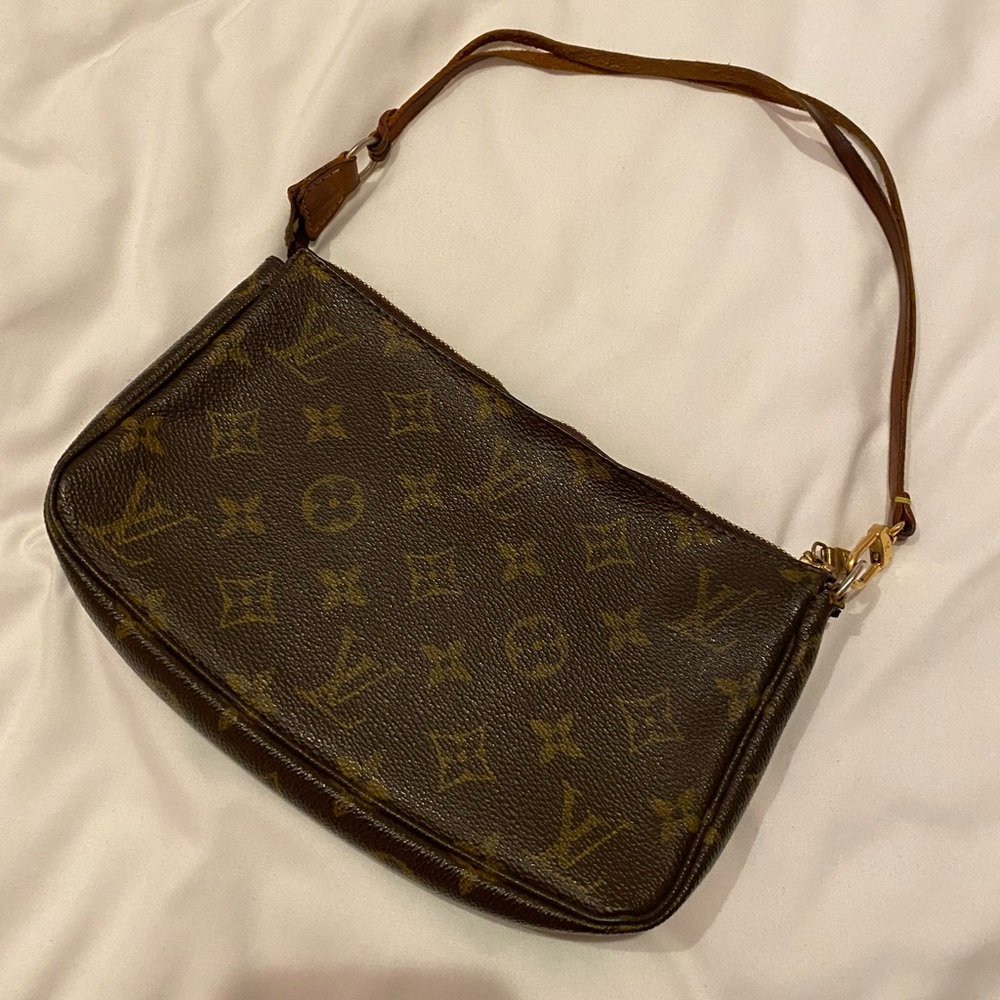 Louis Vuitton Pochette Accessoires Monogram Brown Shoulder Bag